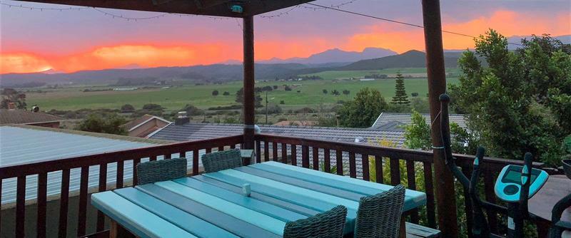 4 Bedroom Property for Sale in Fraaiuitsig Western Cape